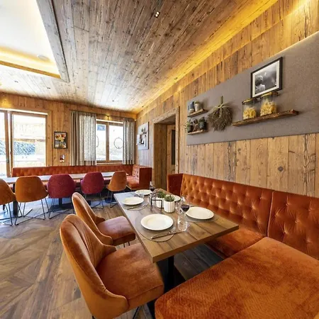 Chalet In Neukirchen Near Ski Lift Neukirchen am Großvenediger
